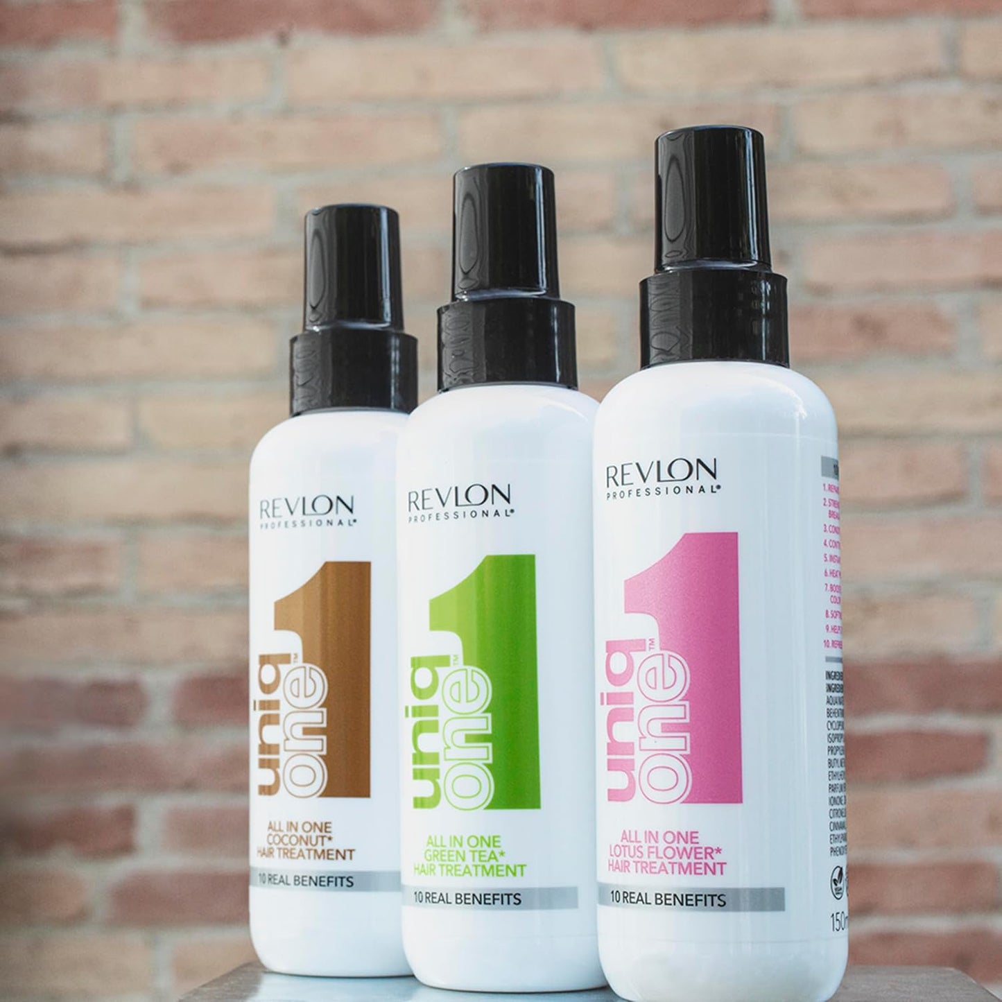REVLON PROFESSIONAL UniqOne All in One Protector Térmico Pelo, Hidratación Profunda Cabello, Tratamiento en Spray sin Aclarado, Desenredante Pelo Mujer, Fragrancia Classic 150 ml